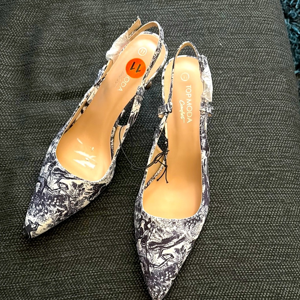 TOP Moda Black and White Stiletto Heels